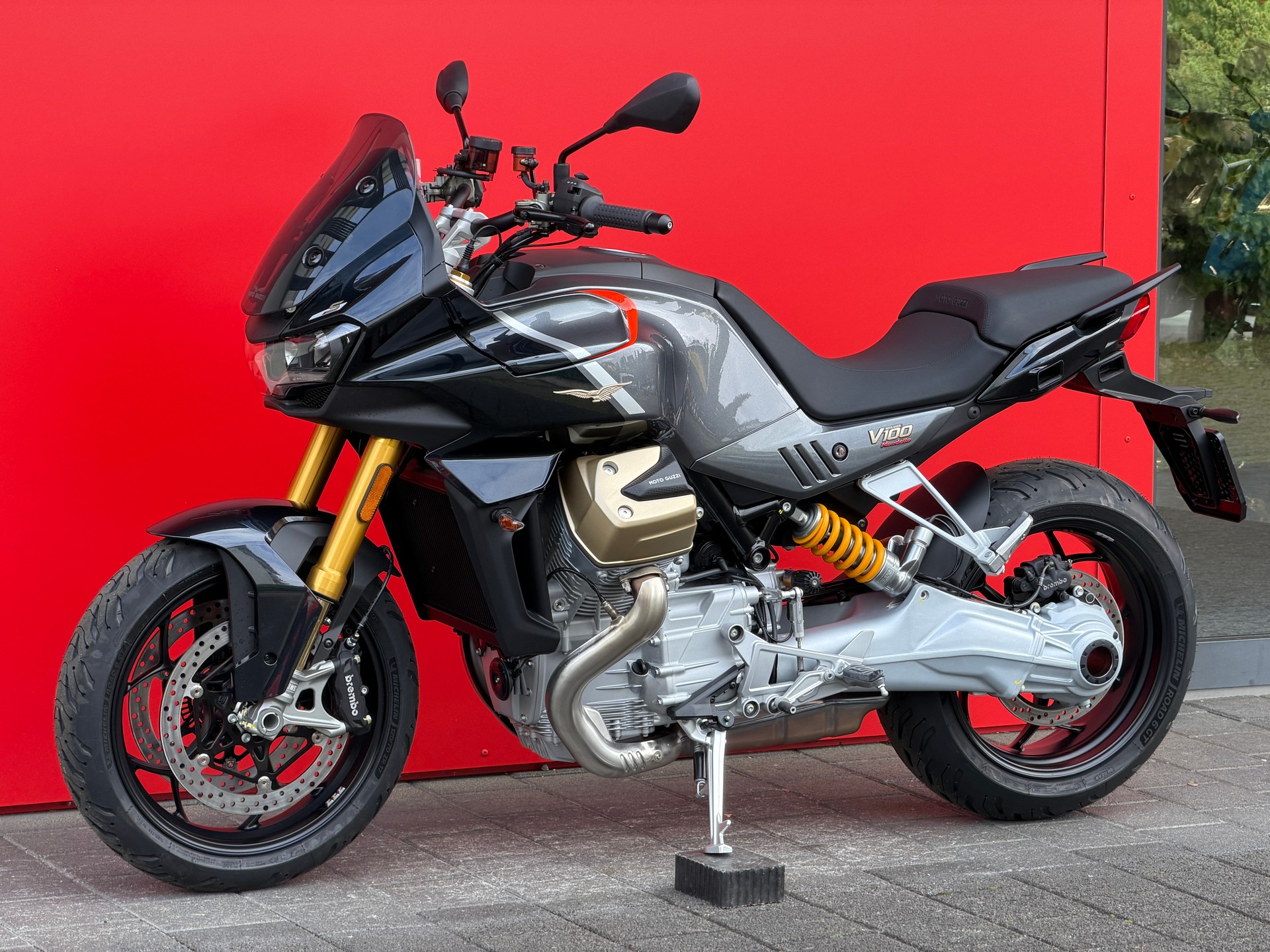 MOTO GUZZI V100 Mandello S - 5