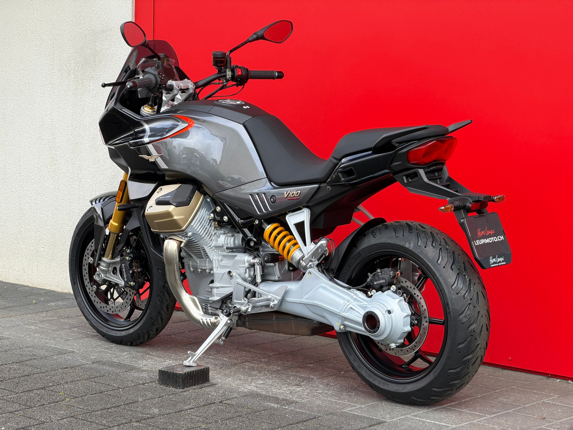 MOTO GUZZI V100 Mandello S - 6