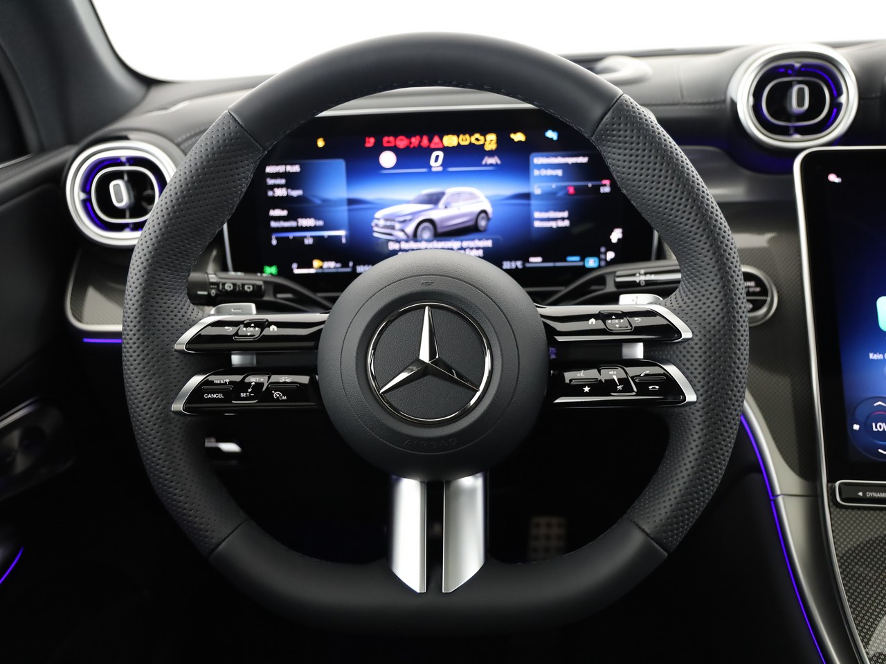 MERCEDES-BENZ GLC 220 d 4Matic 9G-Tronic - 12