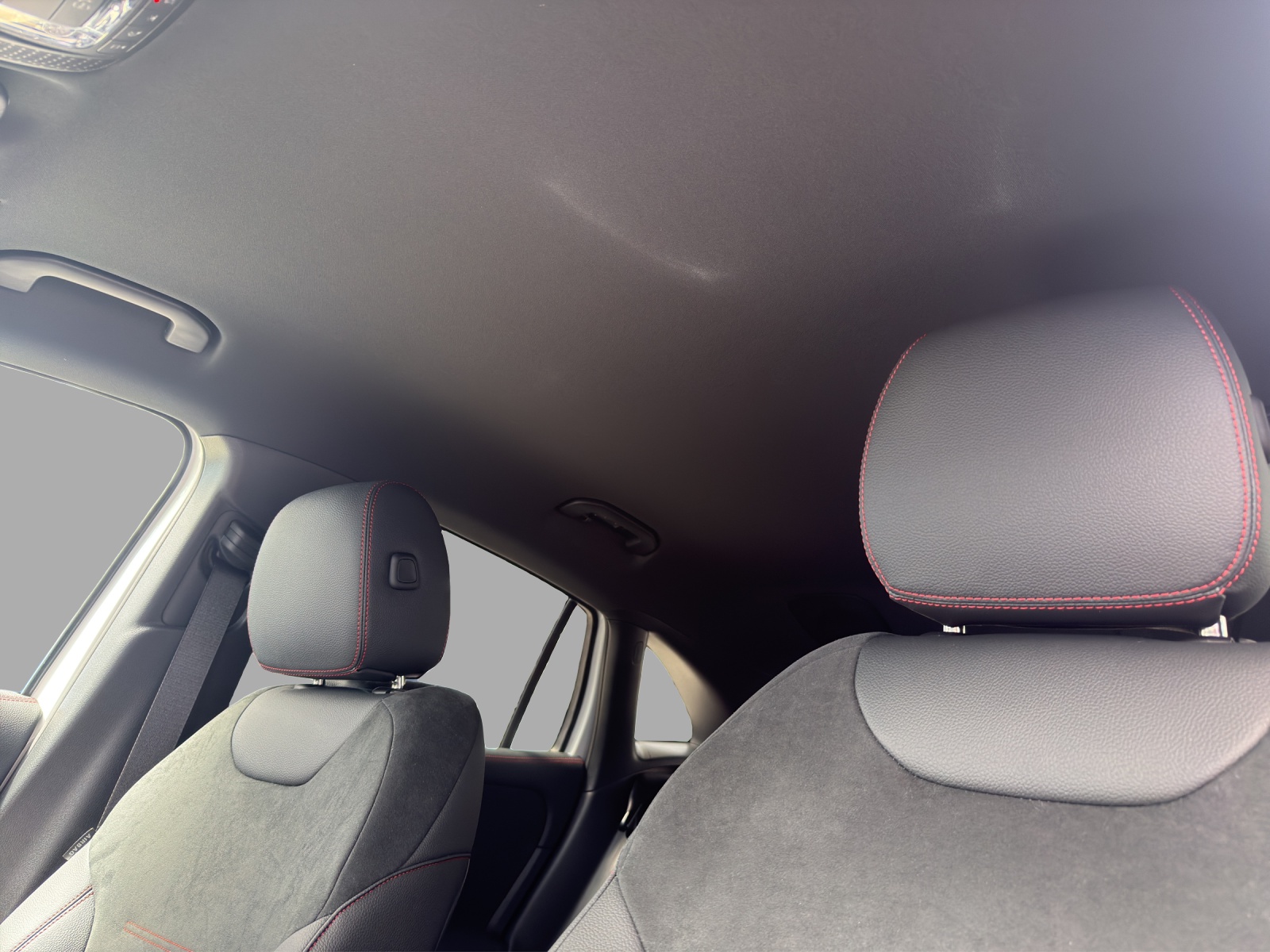 MERCEDES-BENZ GLA 250 4Matic 8G-DCT Swiss Star - 9