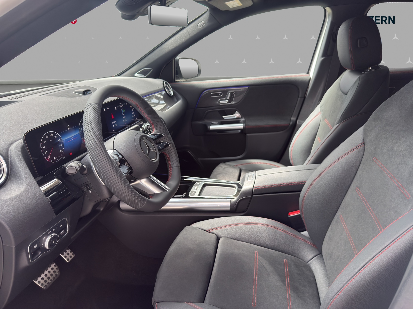 MERCEDES-BENZ GLA 250 4Matic 8G-DCT Swiss Star - 8