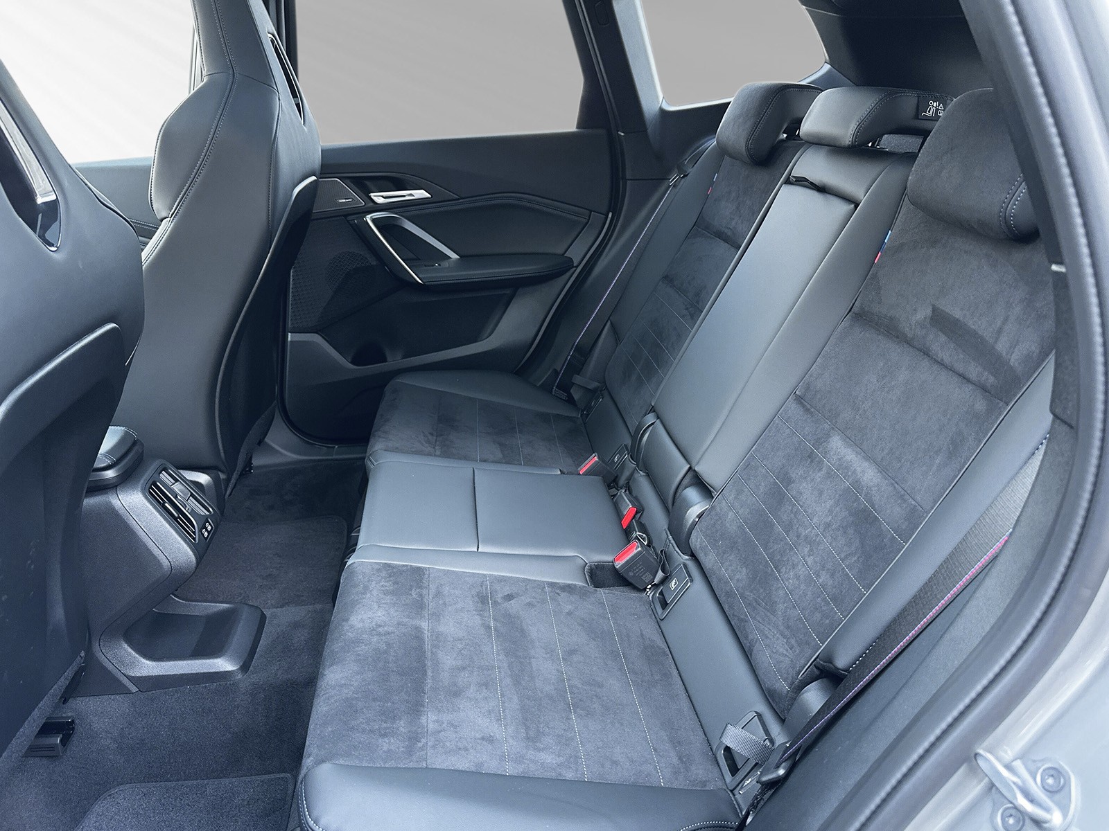 BMW X1 xDrive M35i - 5