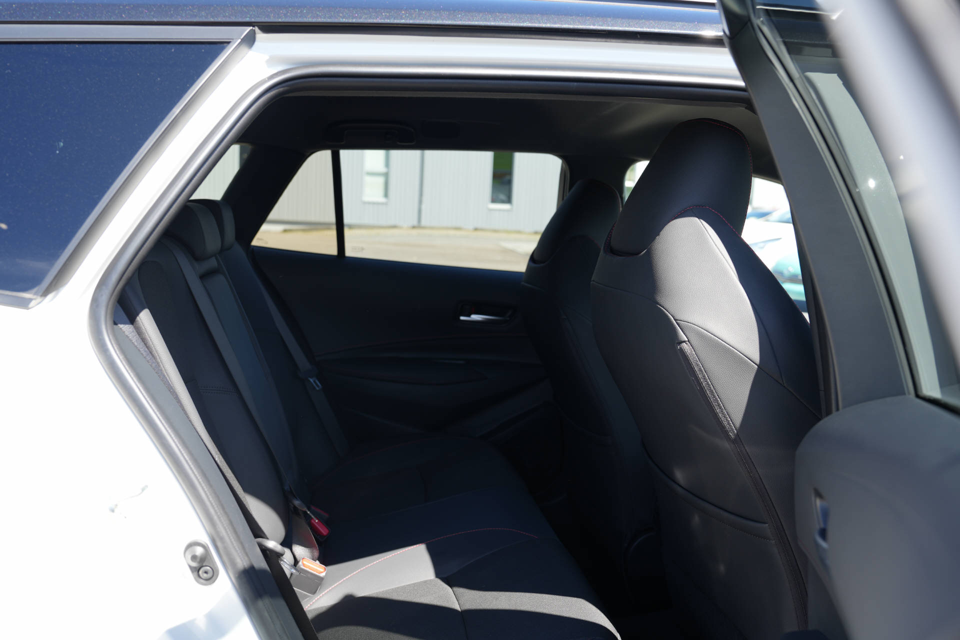 TOYOTA Corolla Touring Sports 2.0 HSD GR Sport - 9