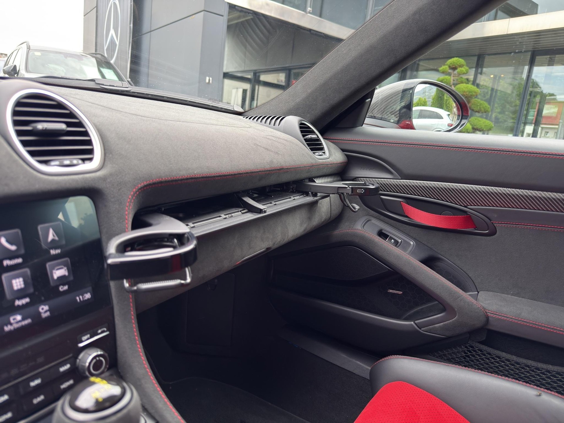 PORSCHE 718 Boxster 4.0 Spyder RS PDK - 22