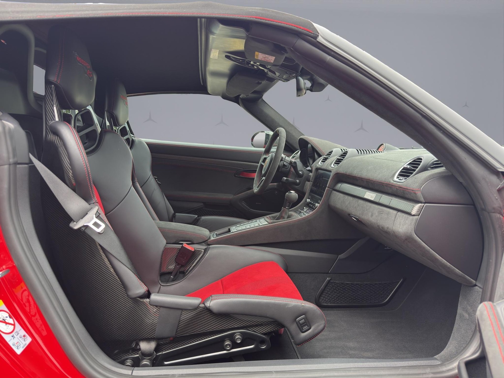 PORSCHE 718 Boxster 4.0 Spyder RS PDK - 16
