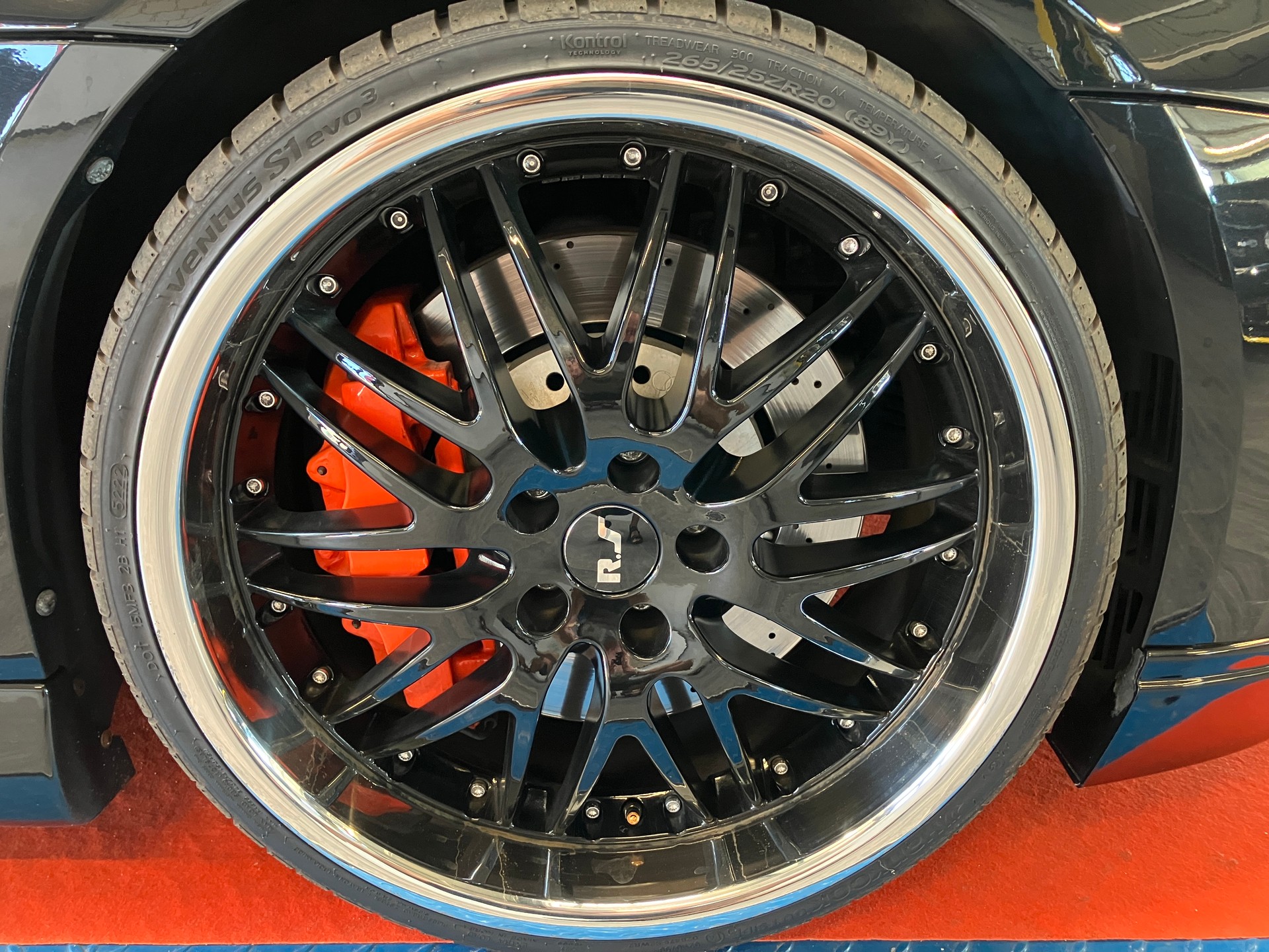 AUDI R8 Coupé 4.2-V8 R-Tronic - 9