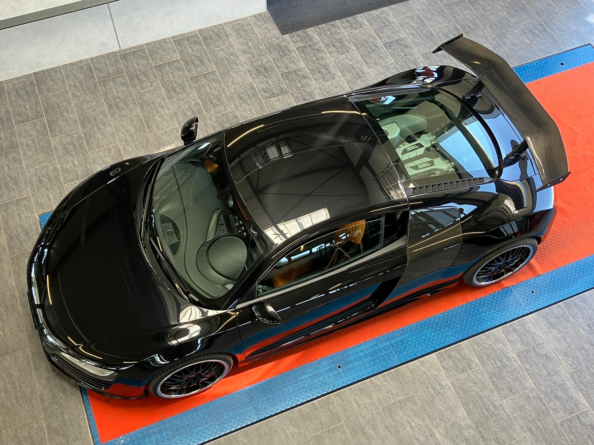 AUDI R8 Coupé 4.2-V8 R-Tronic - 30