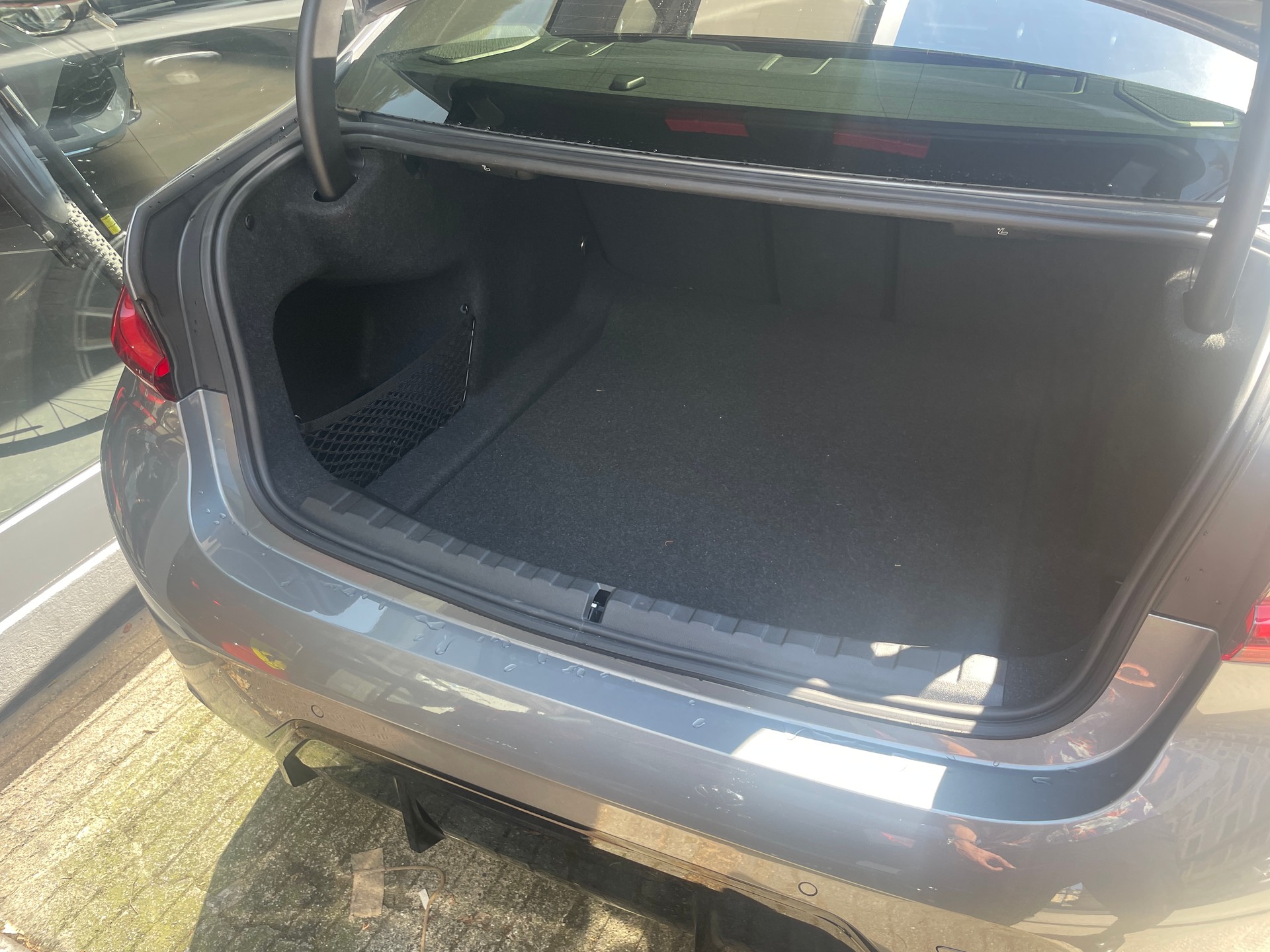 BMW 330i xDrive M Sport - 5