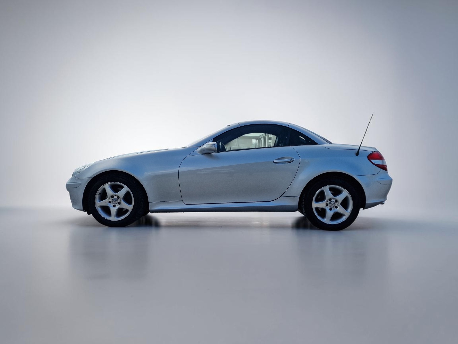 MERCEDES-BENZ SLK 200 Kompressor MFK NEU 12Mt Gara