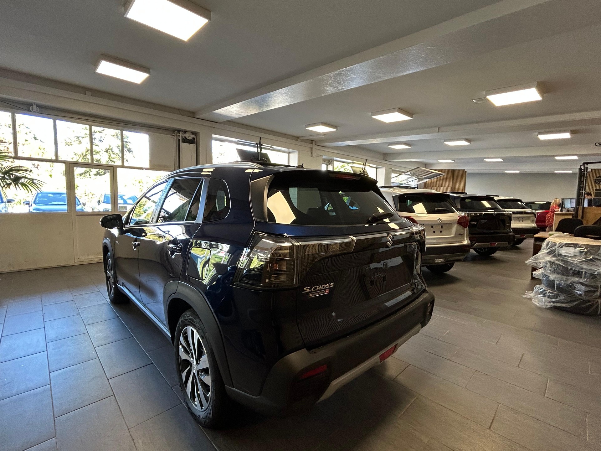 SUZUKI S-Cross 1.4 T Piz Sulai Top Hybrid 4x4 4 ROUES HIVER OFFERT - 6