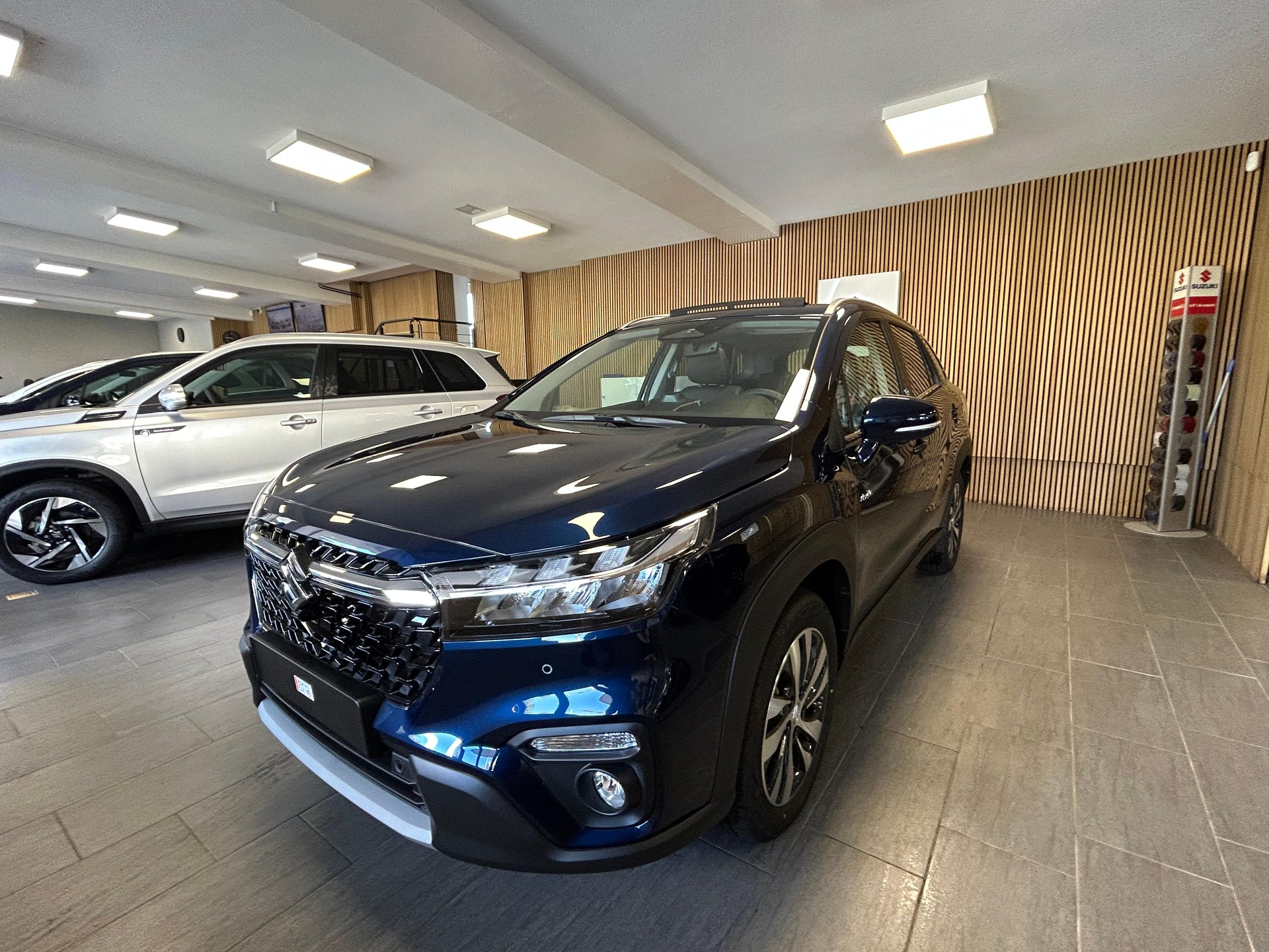 SUZUKI S-Cross 1.4 T Piz Sulai Top Hybrid 4x4 4 ROUES HIVER OFFERT - 5