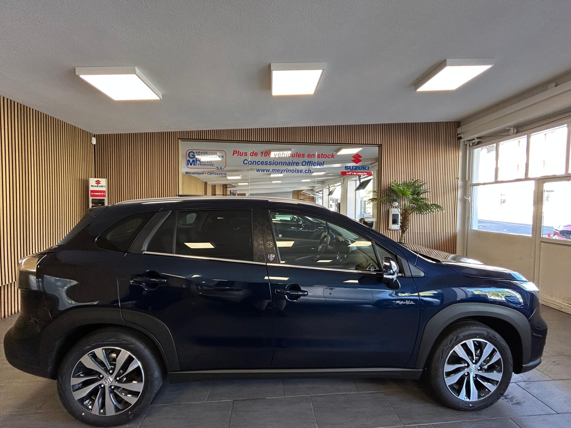 SUZUKI S-Cross 1.4 T Piz Sulai Top Hybrid 4x4 4 ROUES HIVER OFFERT