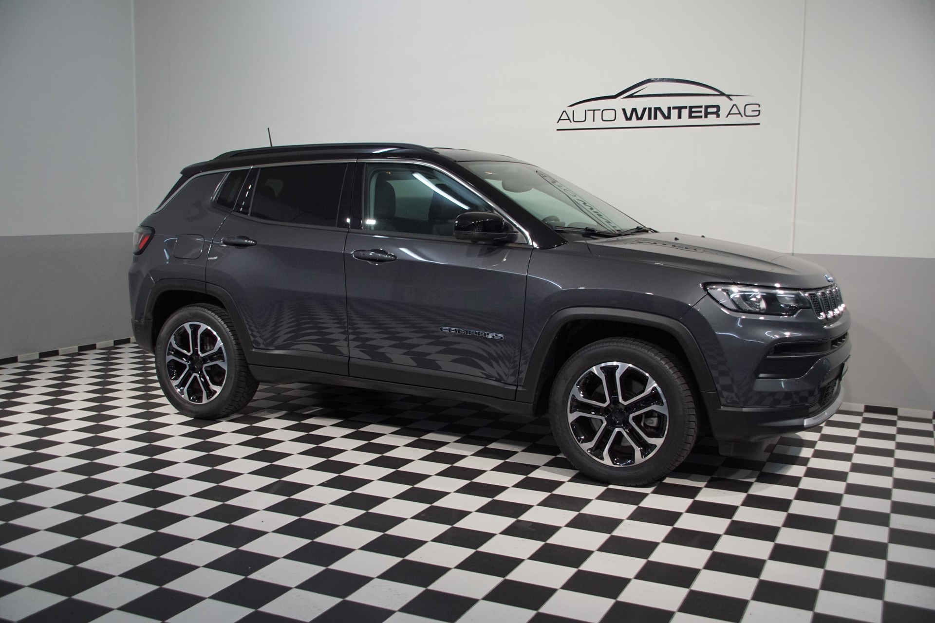 JEEP Compass 1.3 T PHEV Swiss Limited AWD - 3