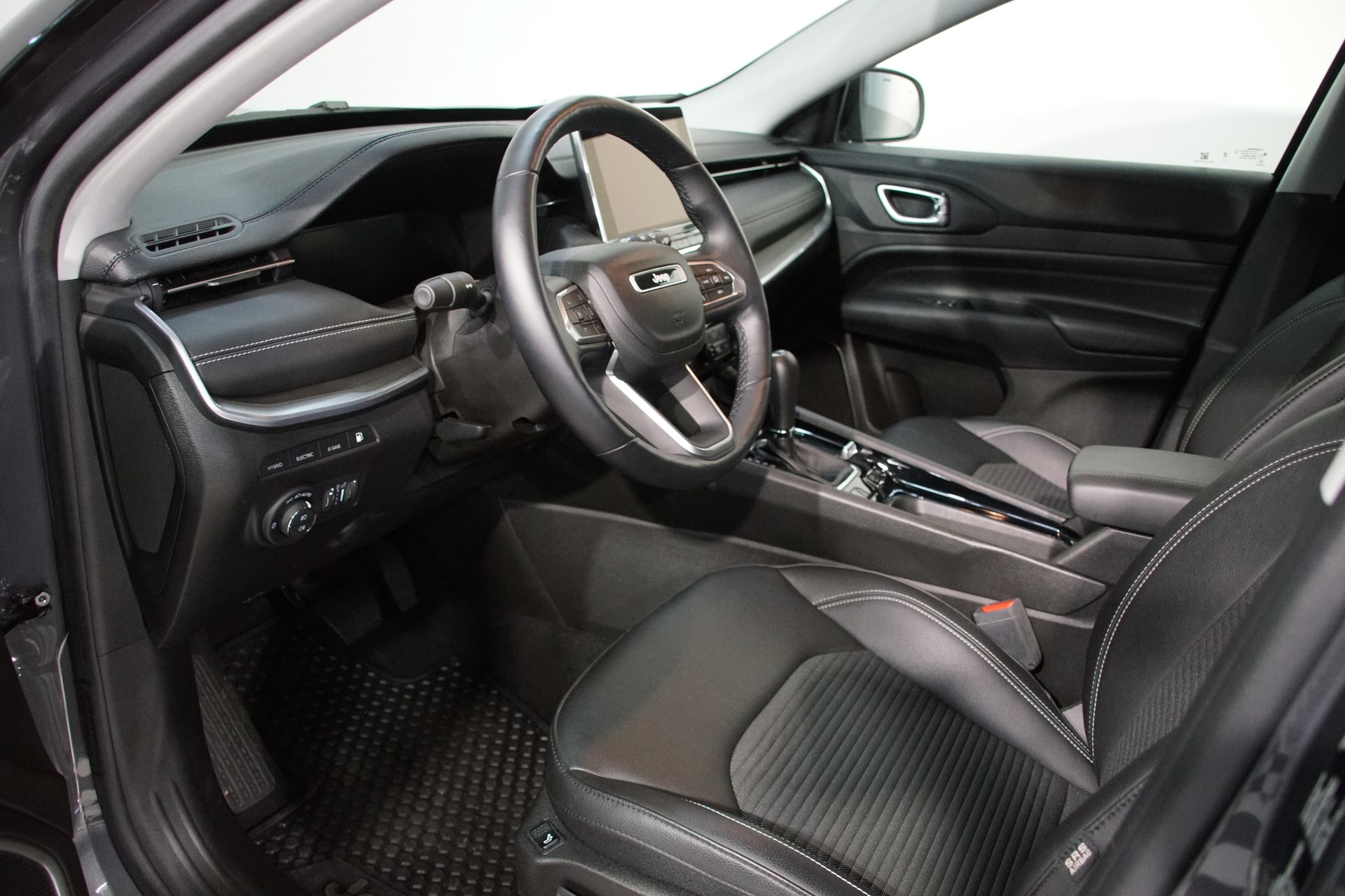 JEEP Compass 1.3 T PHEV Swiss Limited AWD - 10