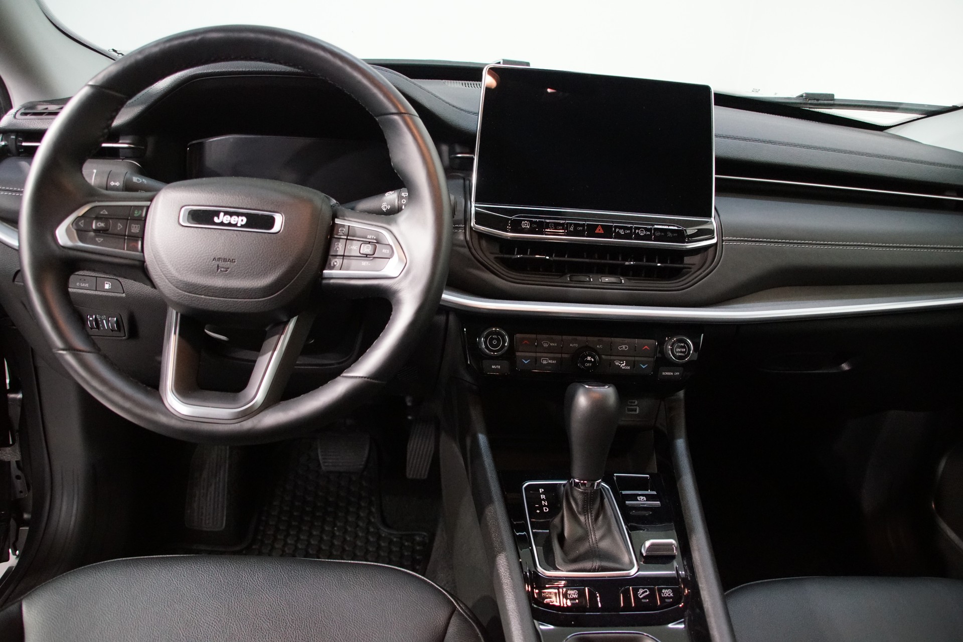 JEEP Compass 1.3 T PHEV Swiss Limited AWD - 13