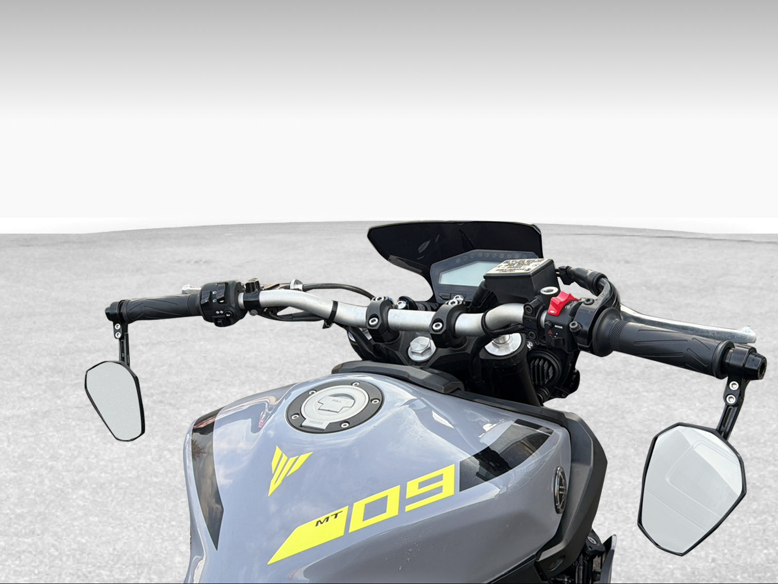 YAMAHA MT-09 ABS 17 - 8