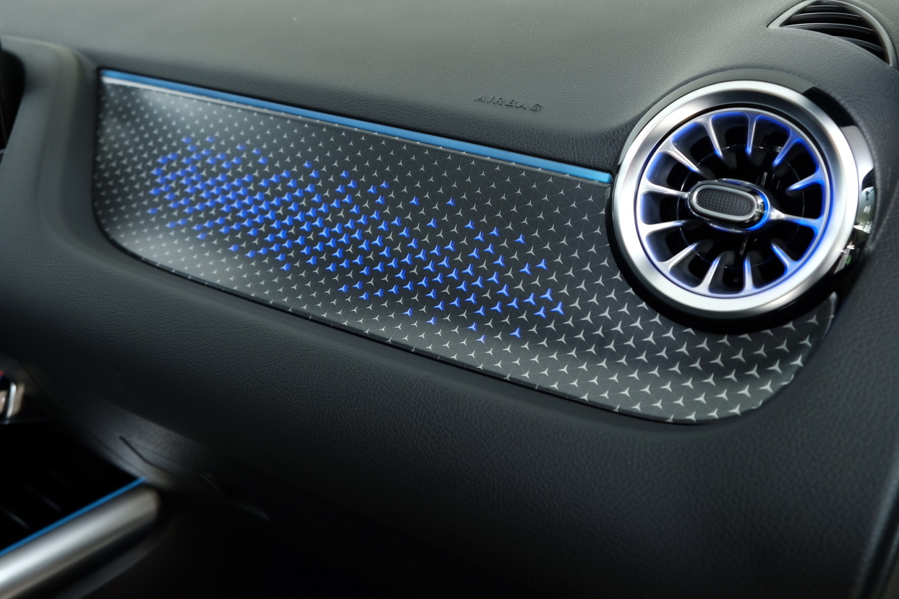 MERCEDES-BENZ GLA 250 4Matic 8G-DCT Swiss Star - 9