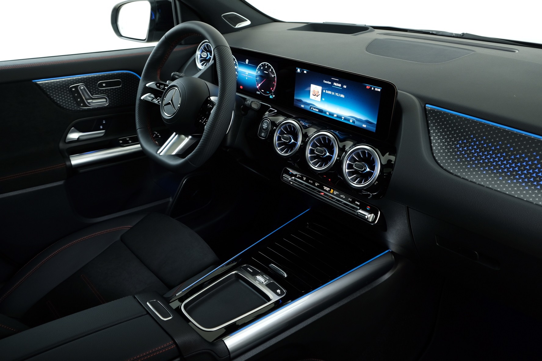 MERCEDES-BENZ GLA 250 4Matic 8G-DCT Swiss Star - 8