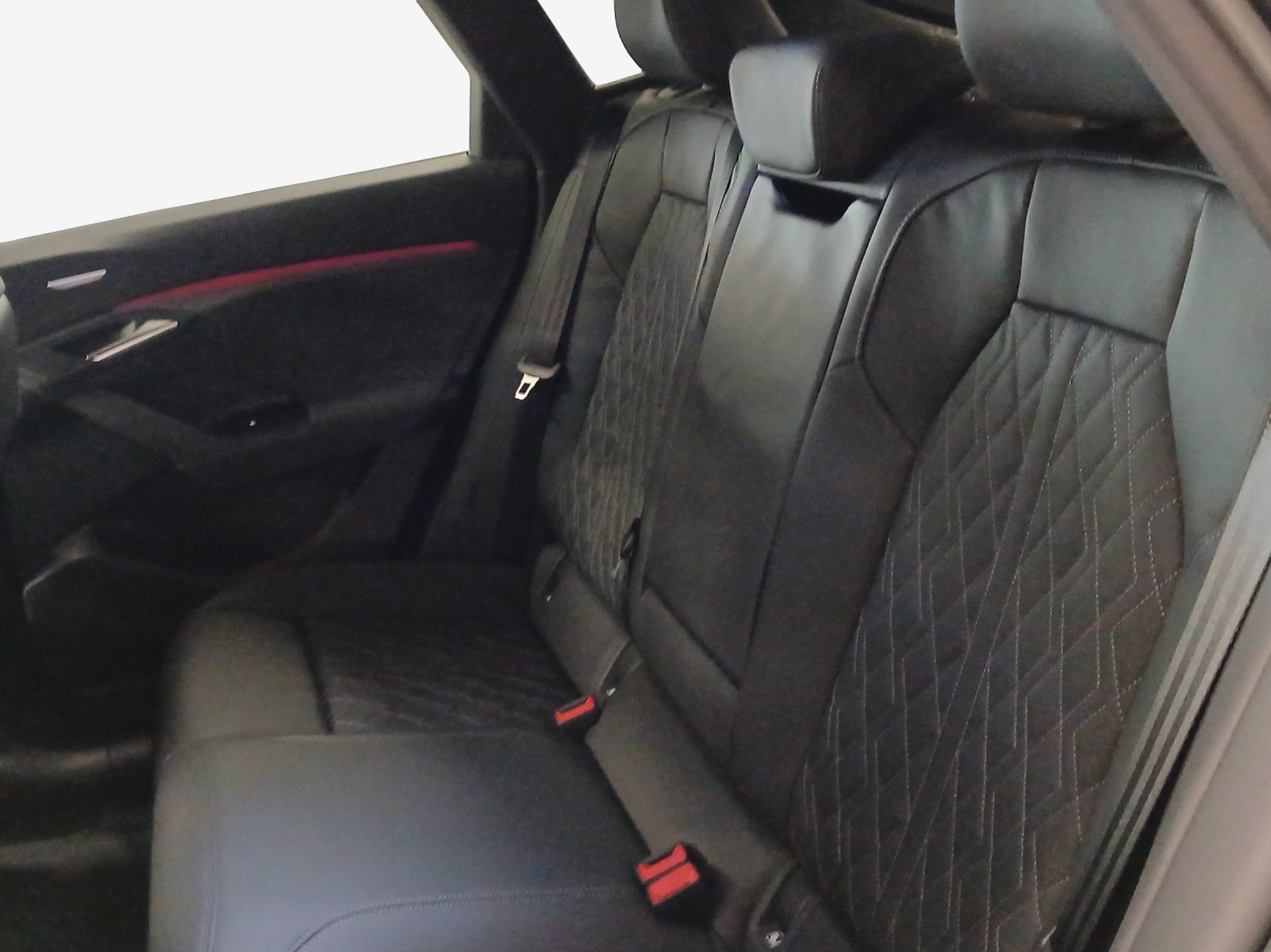 AUDI Q6 Sportback e-tron quattro - 12