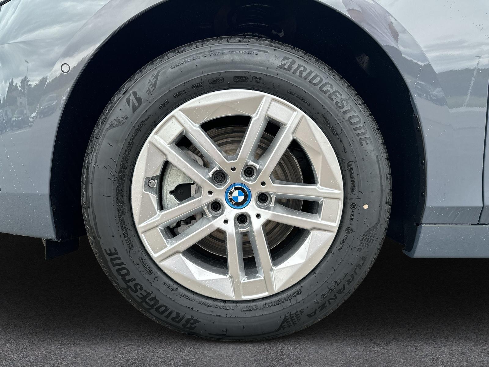 BMW 225e xDrive Active Tourer U06 (CH) AHK 📍 - 10