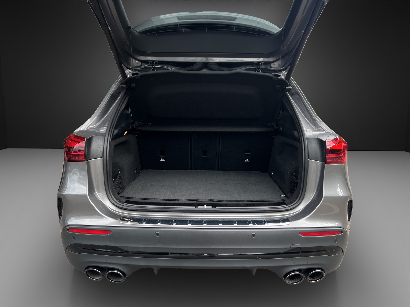 MERCEDES-BENZ GLA AMG 45 S 4Matic+ 8G-DCT - 14