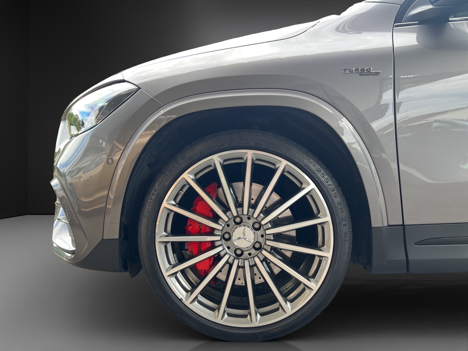 MERCEDES-BENZ GLA AMG 45 S 4Matic+ 8G-DCT - 9