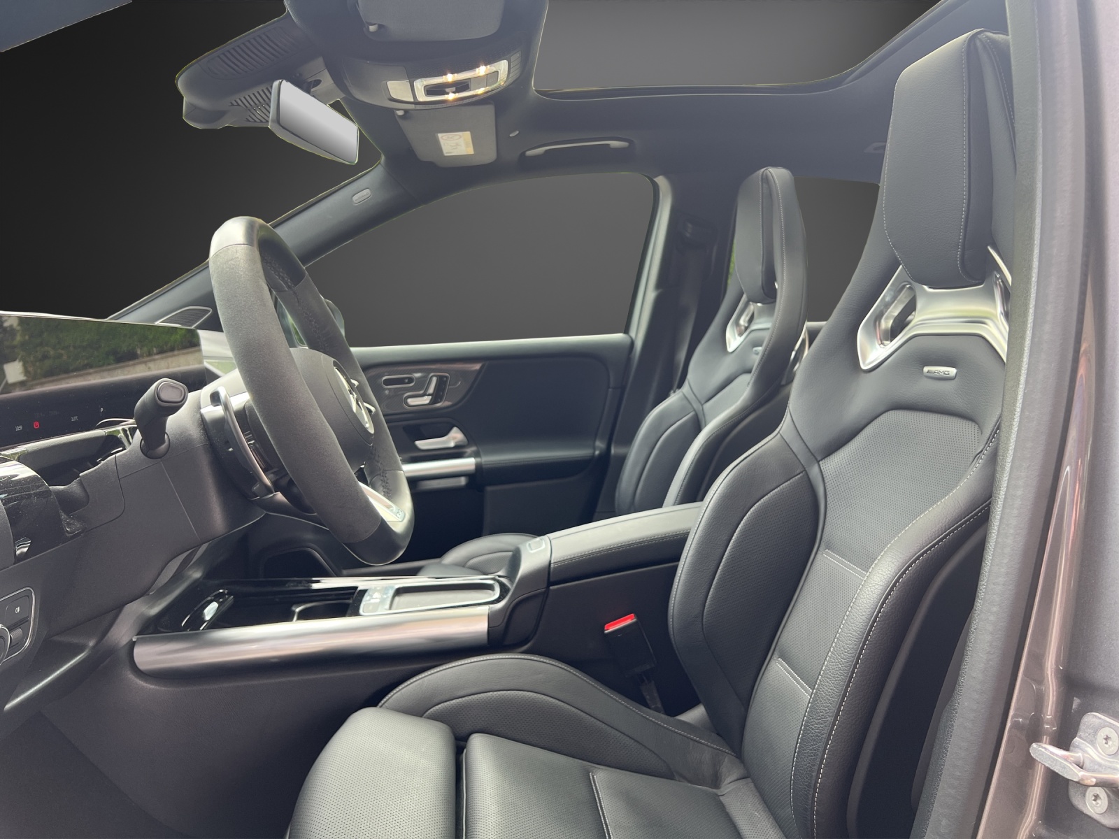 MERCEDES-BENZ GLA AMG 45 S 4Matic+ 8G-DCT - 10