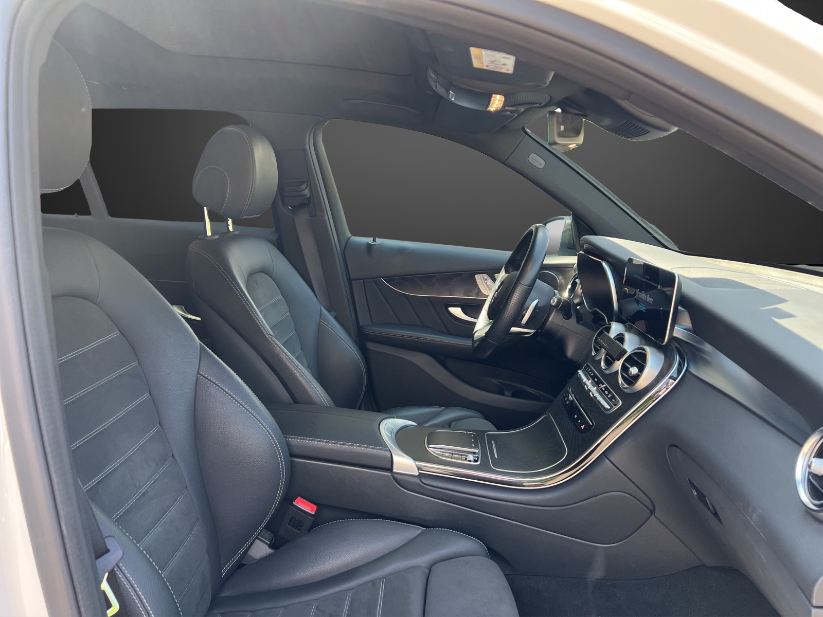 MERCEDES-BENZ GLC 200 AMG Line 4Matic 9G-Tronic - 13