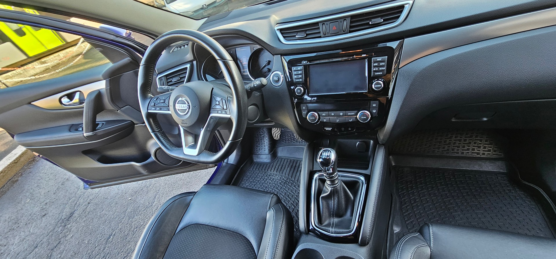 NISSAN Qashqai 1.6 DIG-T tekna - 12