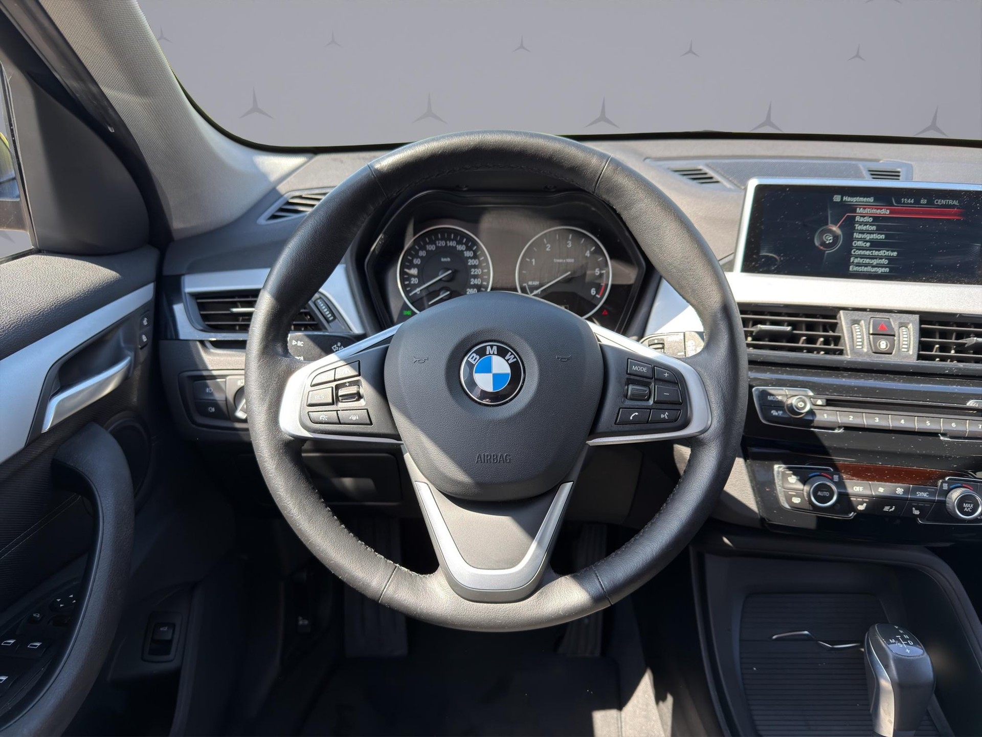 BMW X1 20d xDrive - 11