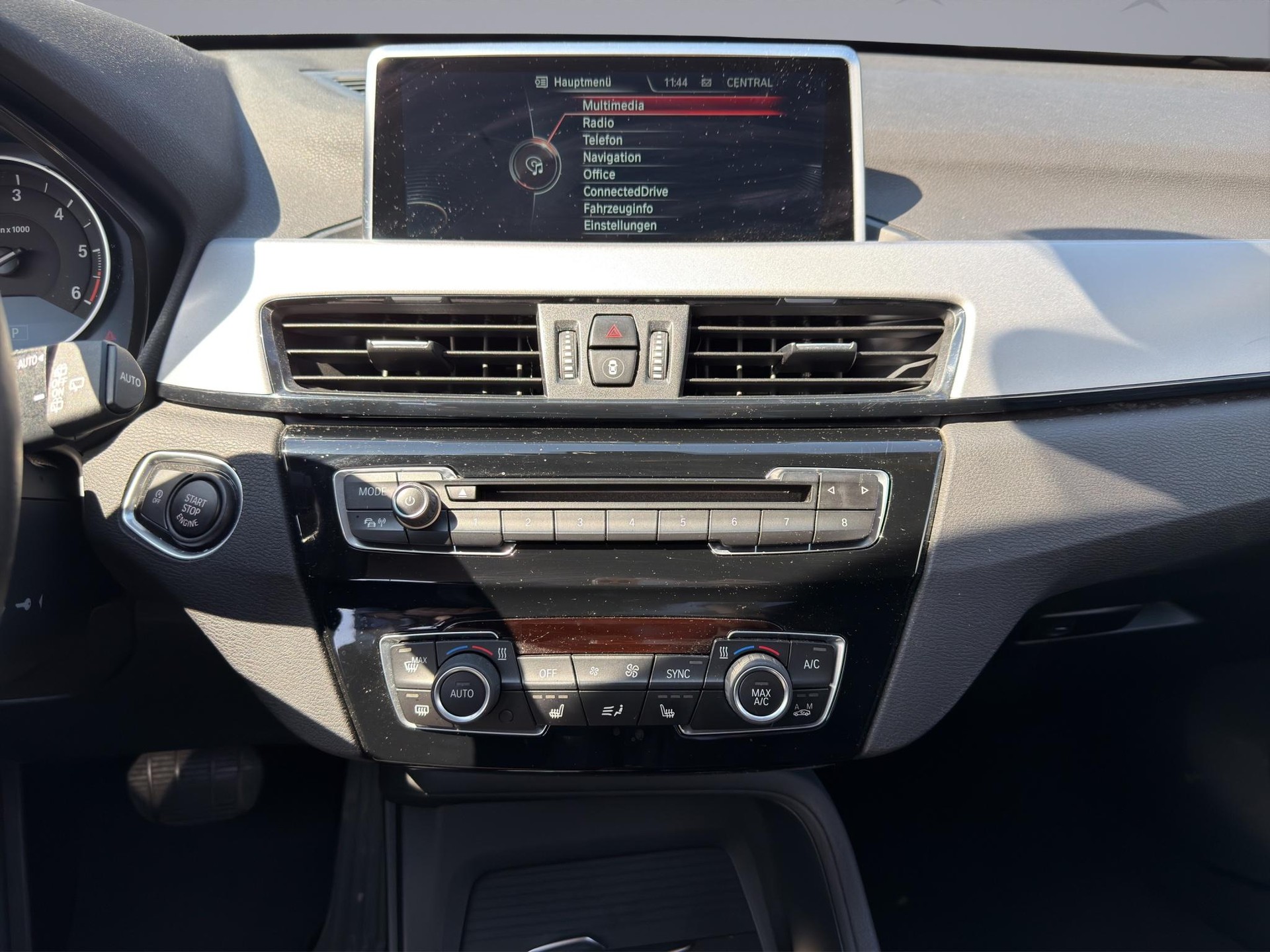 BMW X1 20d xDrive - 13