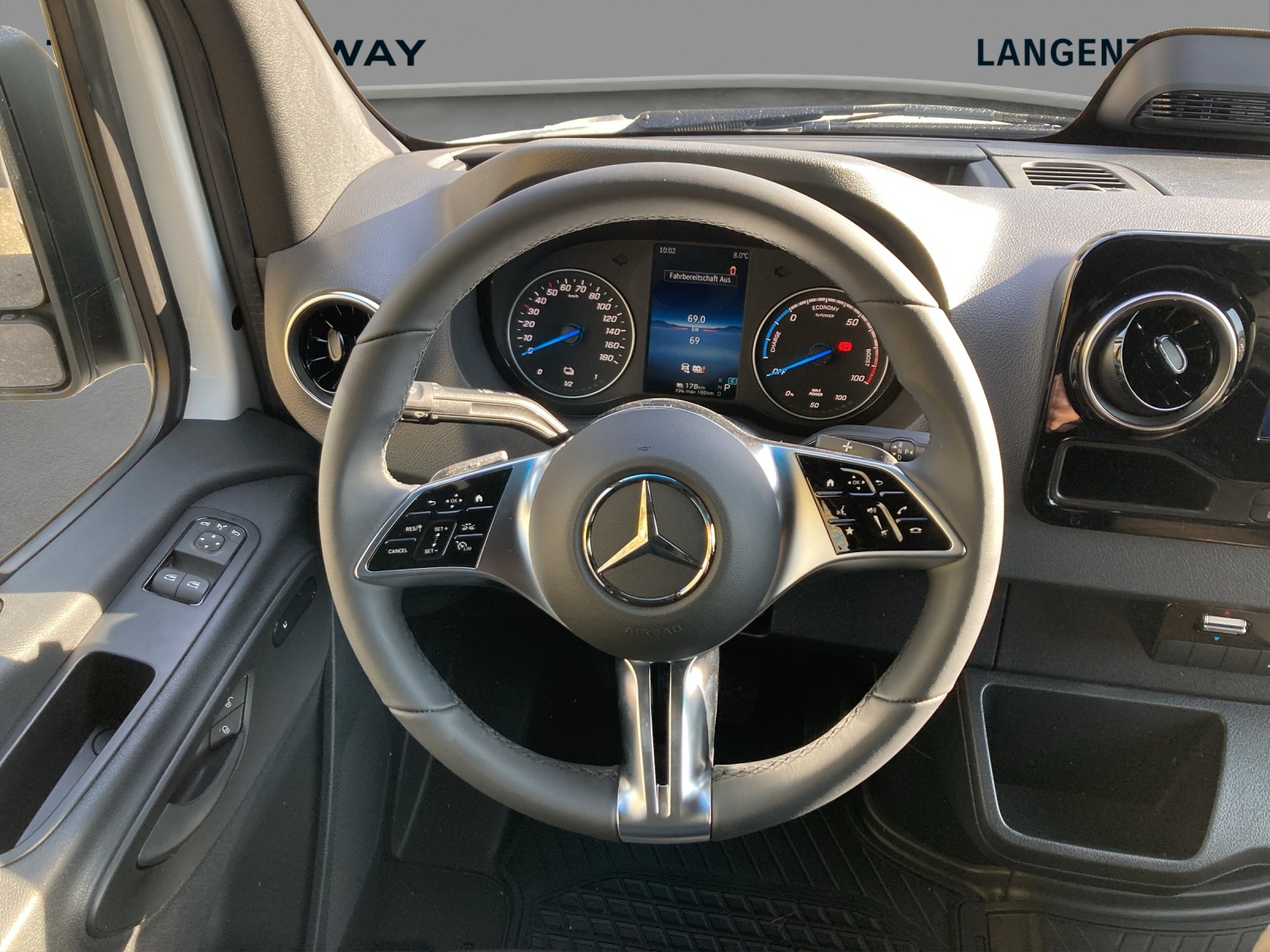 MERCEDES-BENZ eSprinter 320 81kWh Standard Hoch Pro - 13