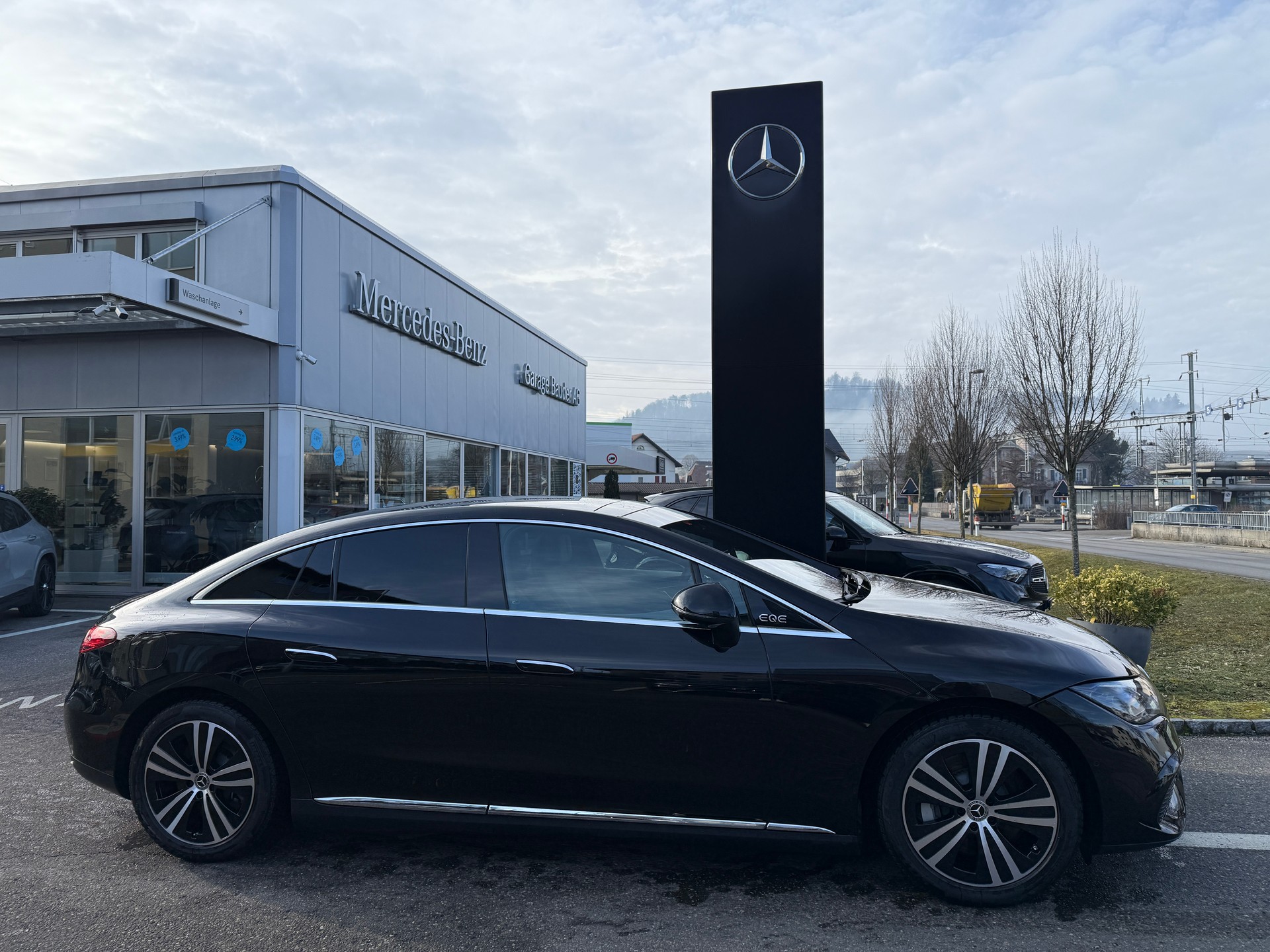 MERCEDES-BENZ EQE 350+ - 10