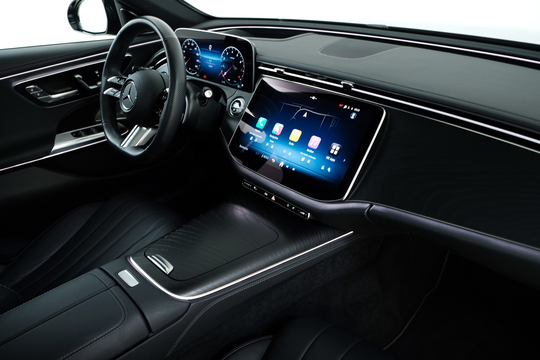 MERCEDES-BENZ E 200 T 9G-Tronic 4Matic - 8