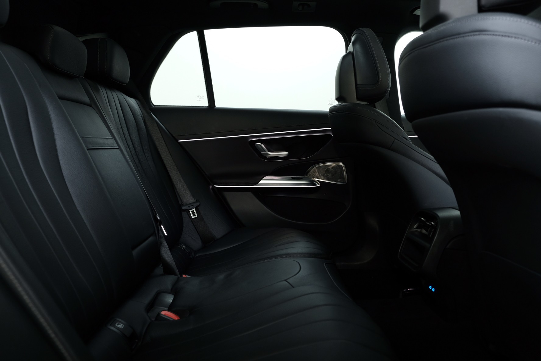 MERCEDES-BENZ E 200 T 9G-Tronic 4Matic - 10