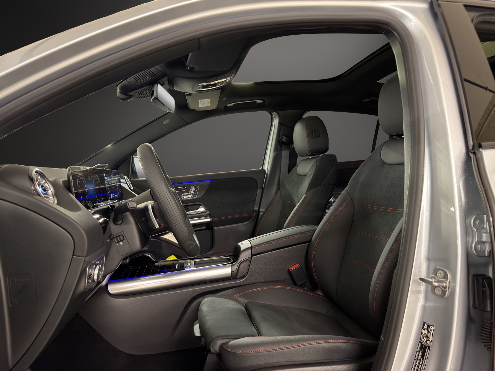 MERCEDES-BENZ GLA 220d 4Matic 8G-DCTSwiss Star - 10