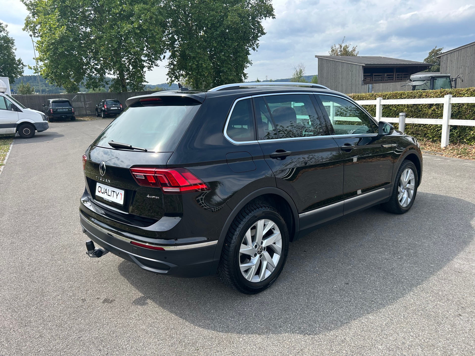 VW Tiguan 2.0 TDI SCR Life 4Motion DSG - 5