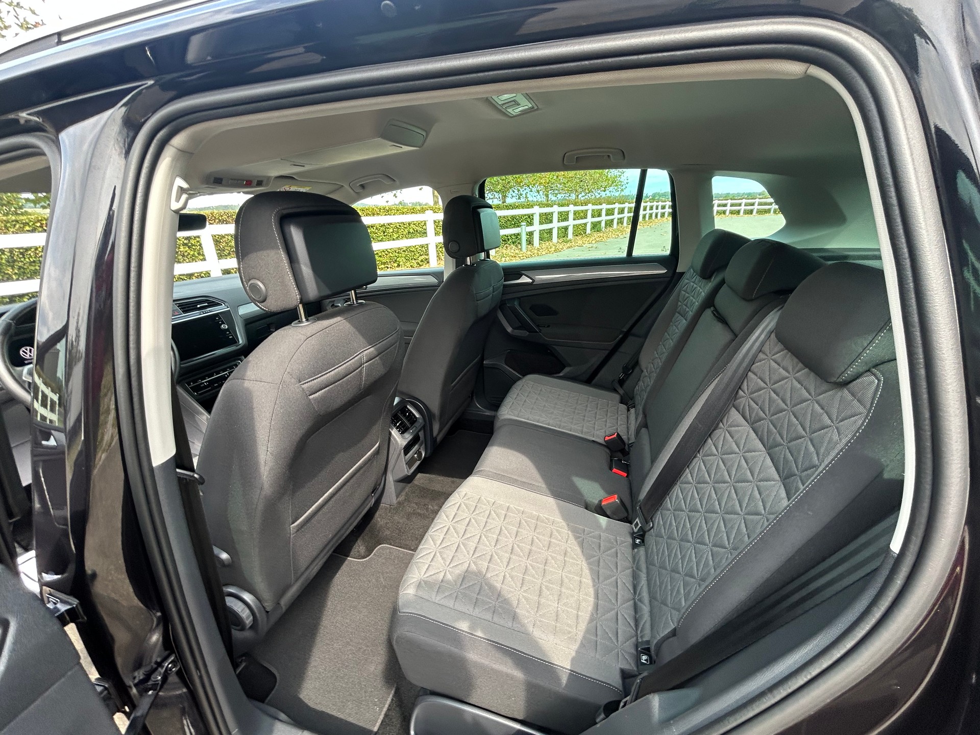 VW Tiguan 2.0 TDI SCR Life 4Motion DSG - 10