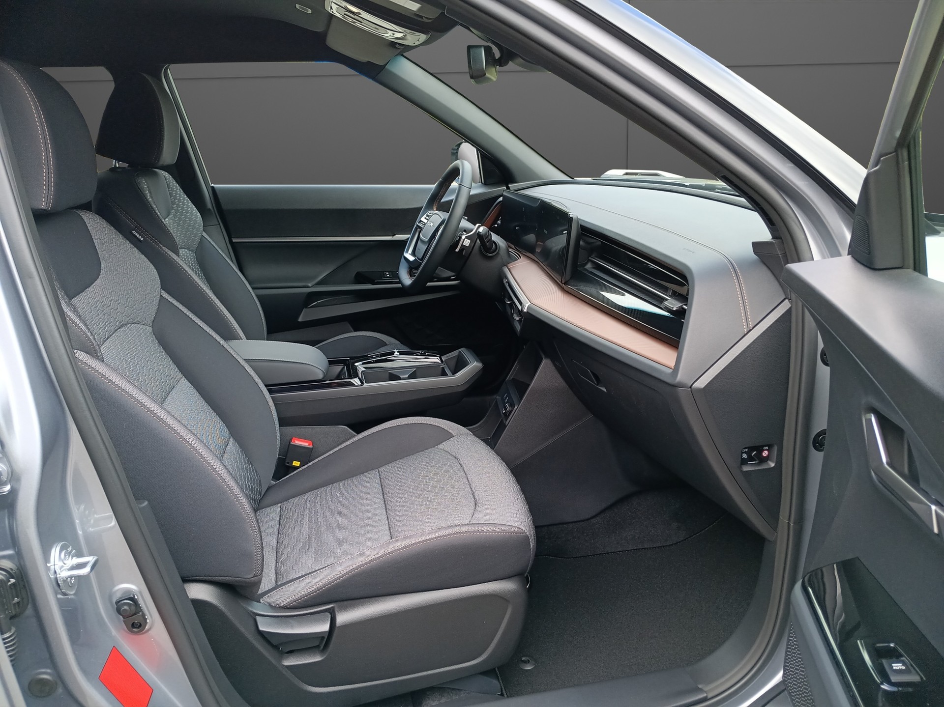 KGM-SsangYong Torres 1.5 TGDI Hybride 204 PS - 16