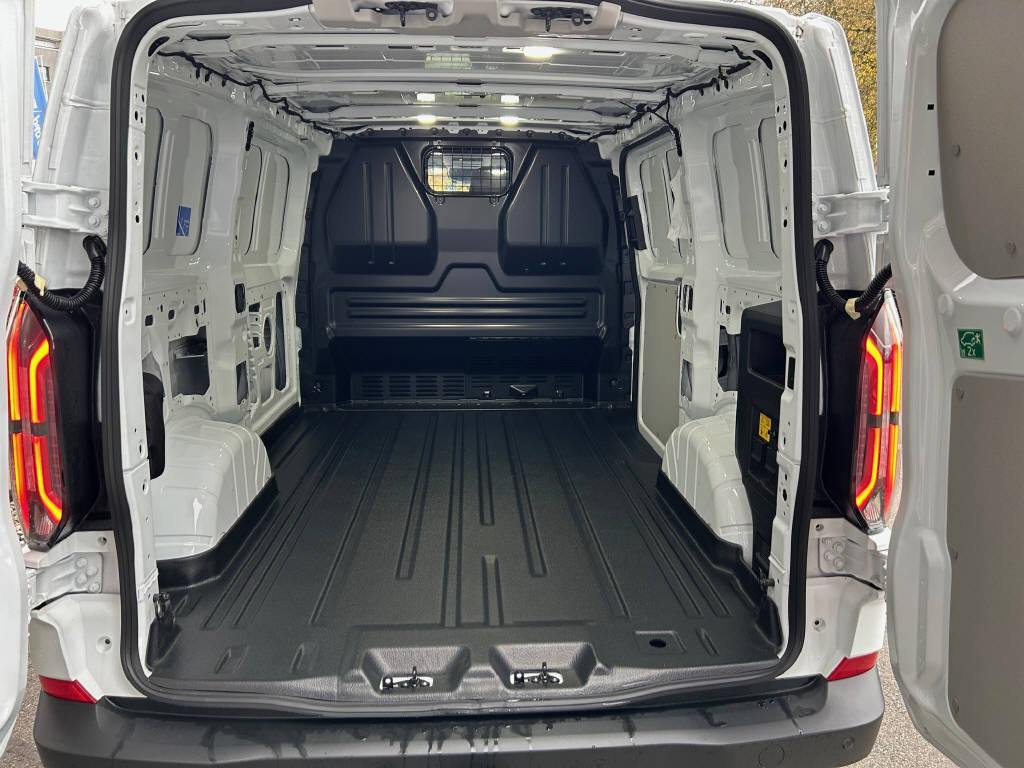 FORD E-Transit C Van 320 L1 Trend - 5