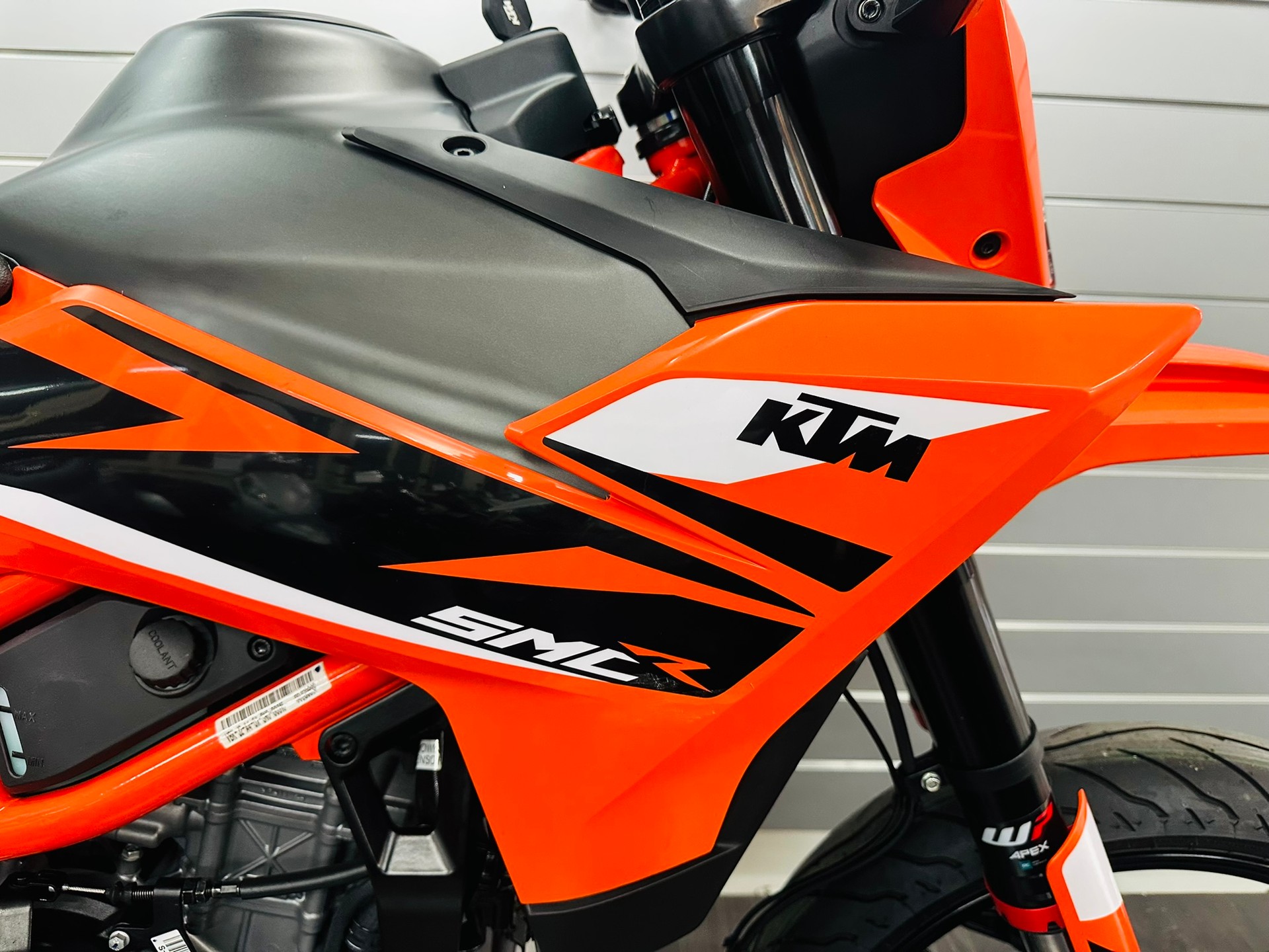KTM 125 SMC R - 2