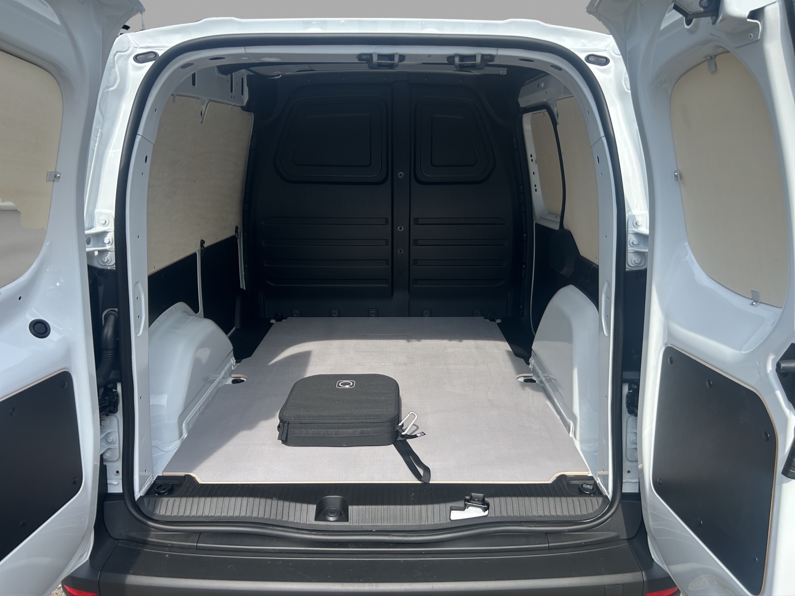 MERCEDES-BENZ eCitan 45kWh Base - 15