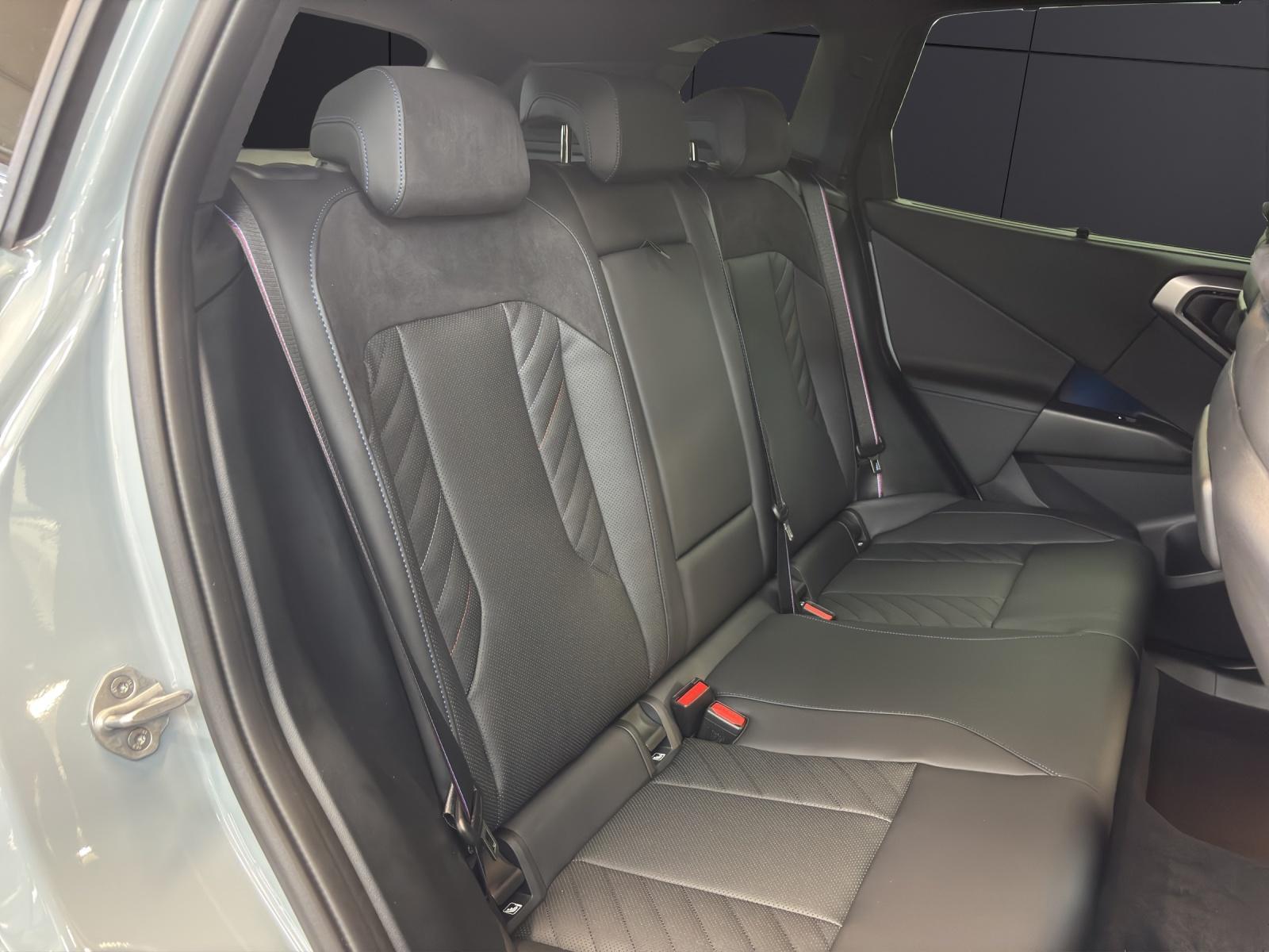 Fahrzeugbild 14