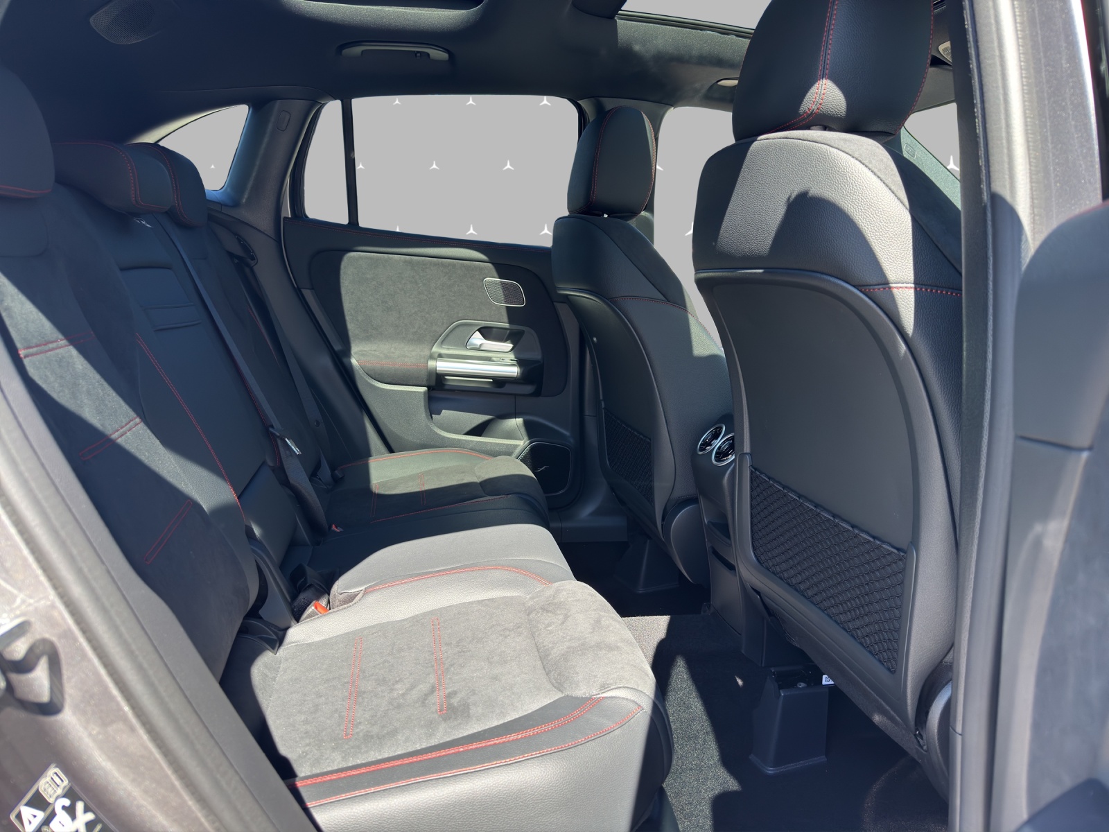 MERCEDES-BENZ GLA 250 4Matic 8G-DCT Swiss Star - 9