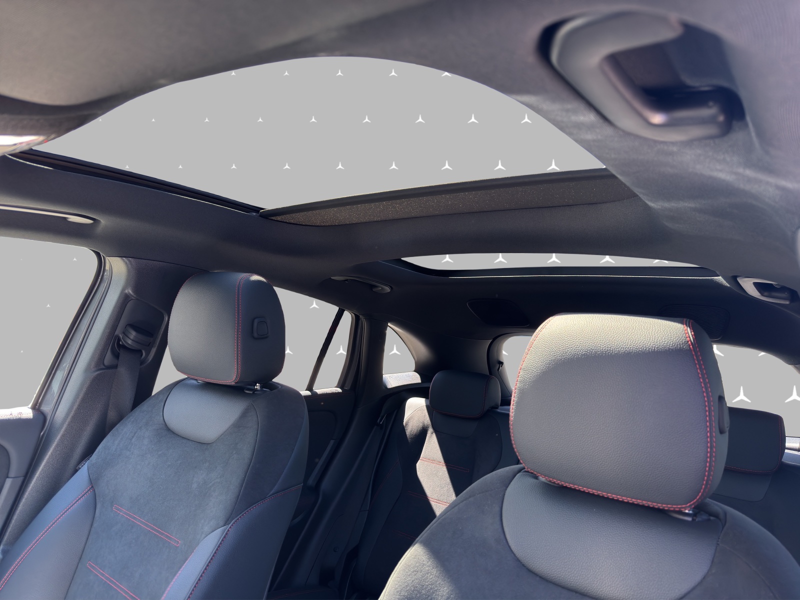 MERCEDES-BENZ GLA 250 4Matic 8G-DCT Swiss Star - 8