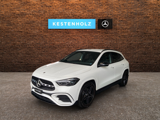 MERCEDES-BENZ GLA 200 7G-DCT