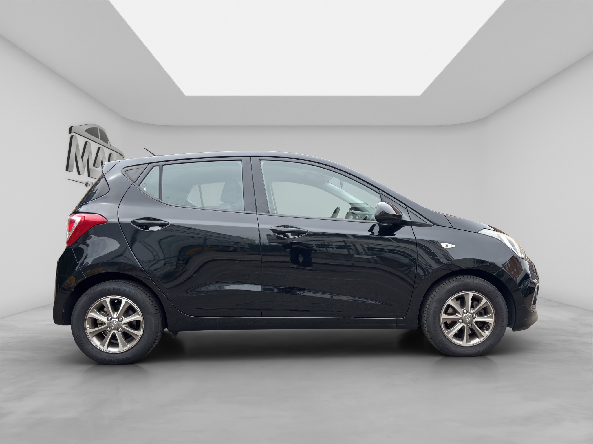 HYUNDAI i10 7
