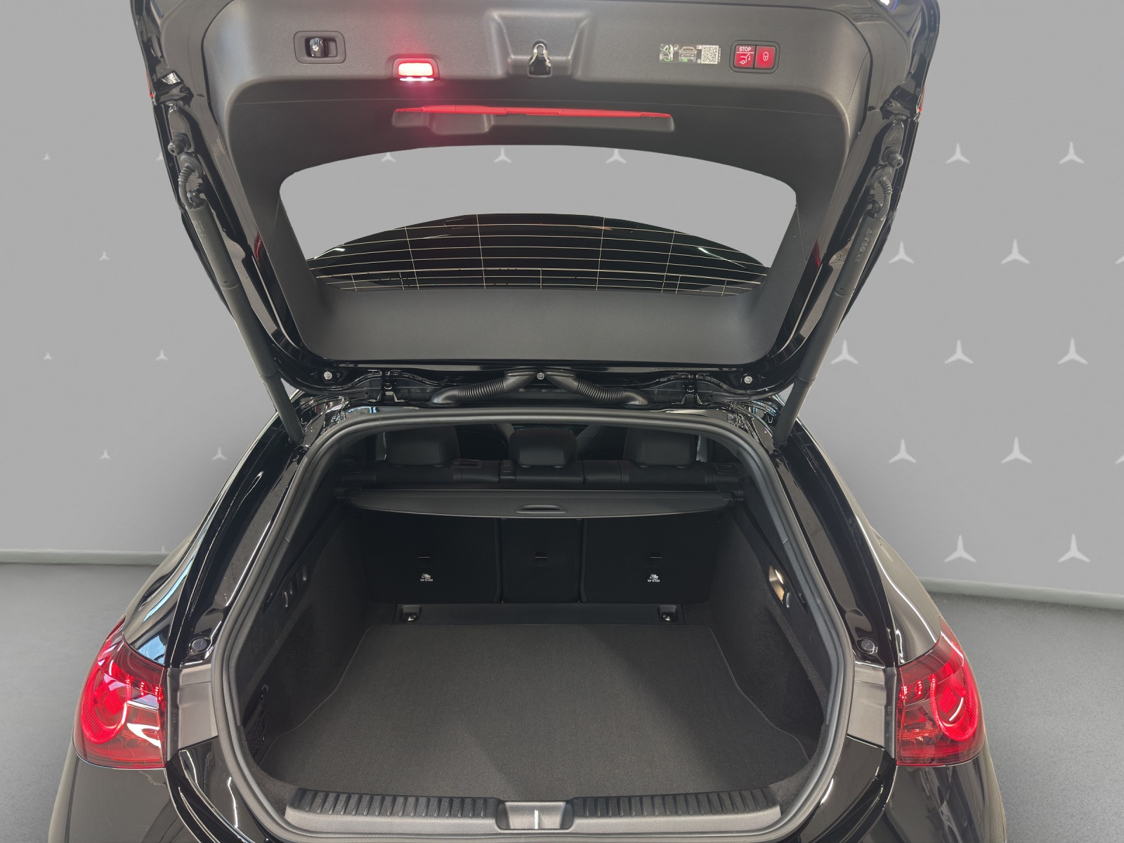 MERCEDES-BENZ CLA Shooting Brake 220 4Matic 8G-DCT - 15
