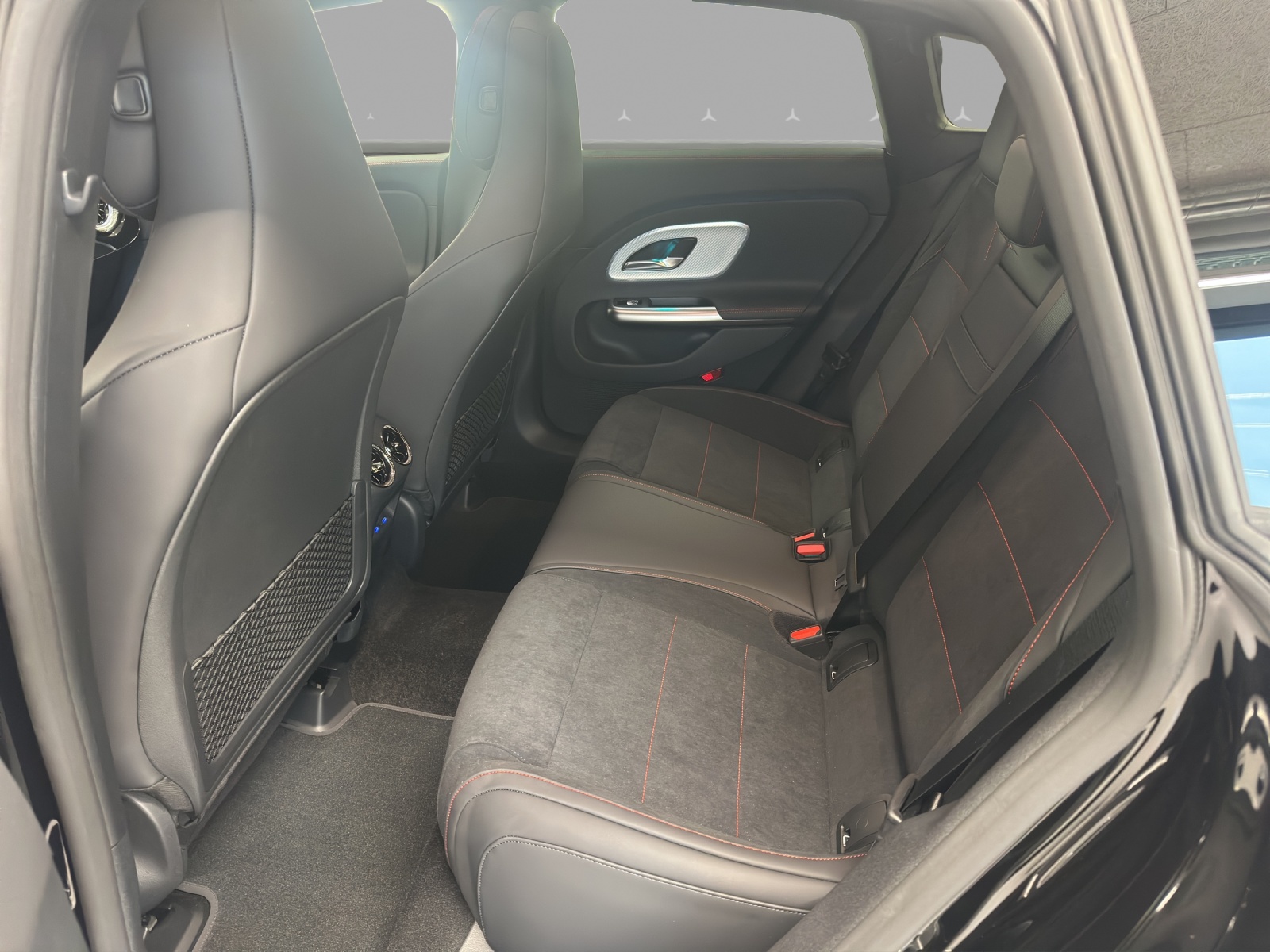 MERCEDES-BENZ CLA Shooting Brake 220 4Matic 8G-DCT - 14