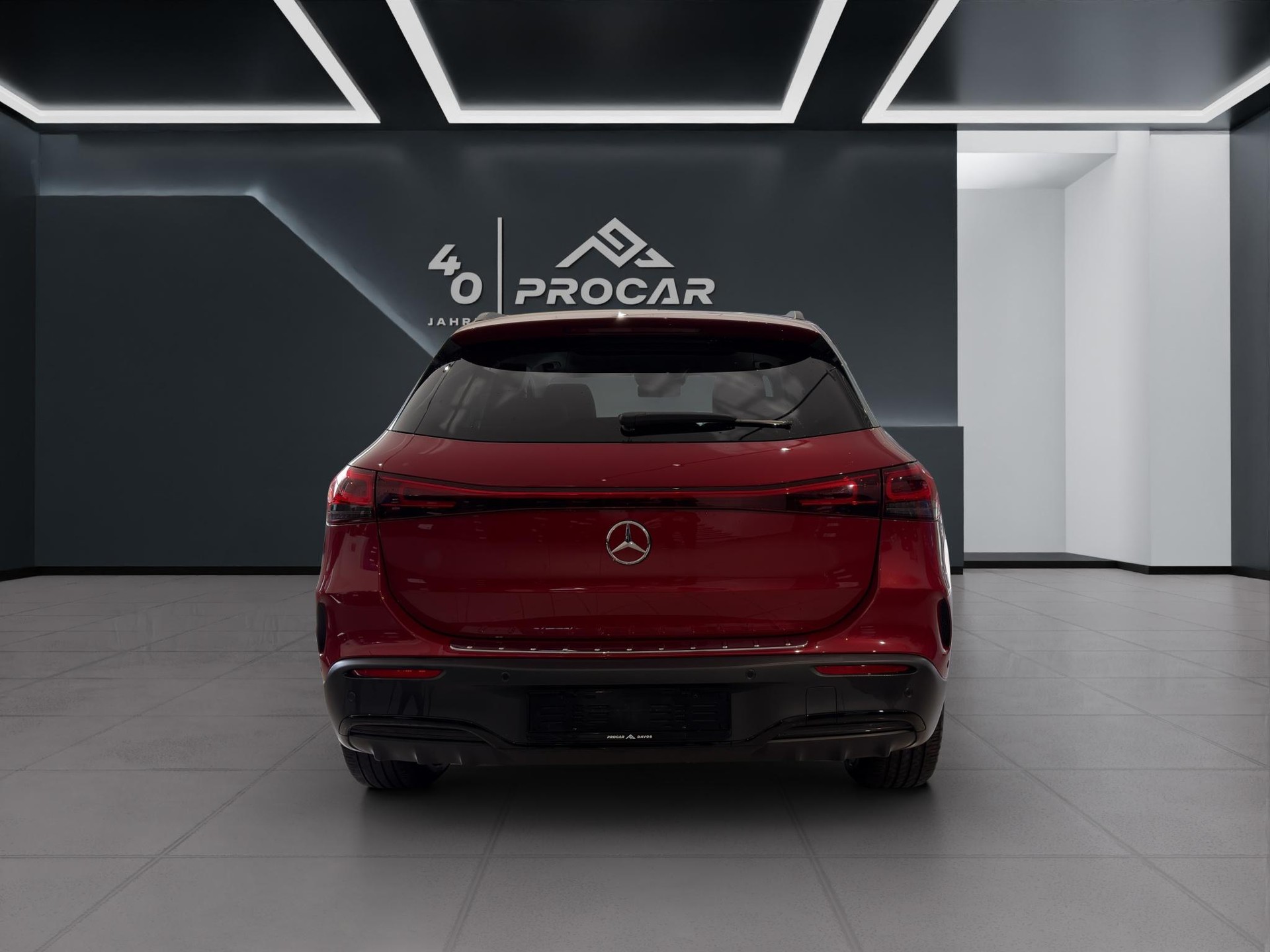 MERCEDES-BENZ EQA 350 Swiss Star AMG Line 4matic - 5